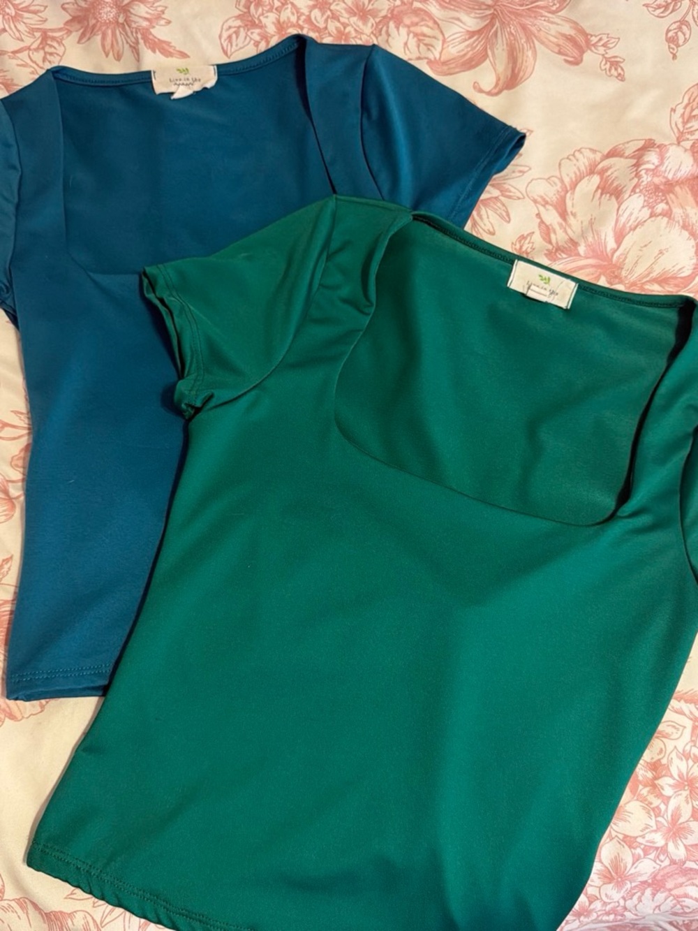 Teal & Teal-Blue Scoop Neck Short Sleeve Tops